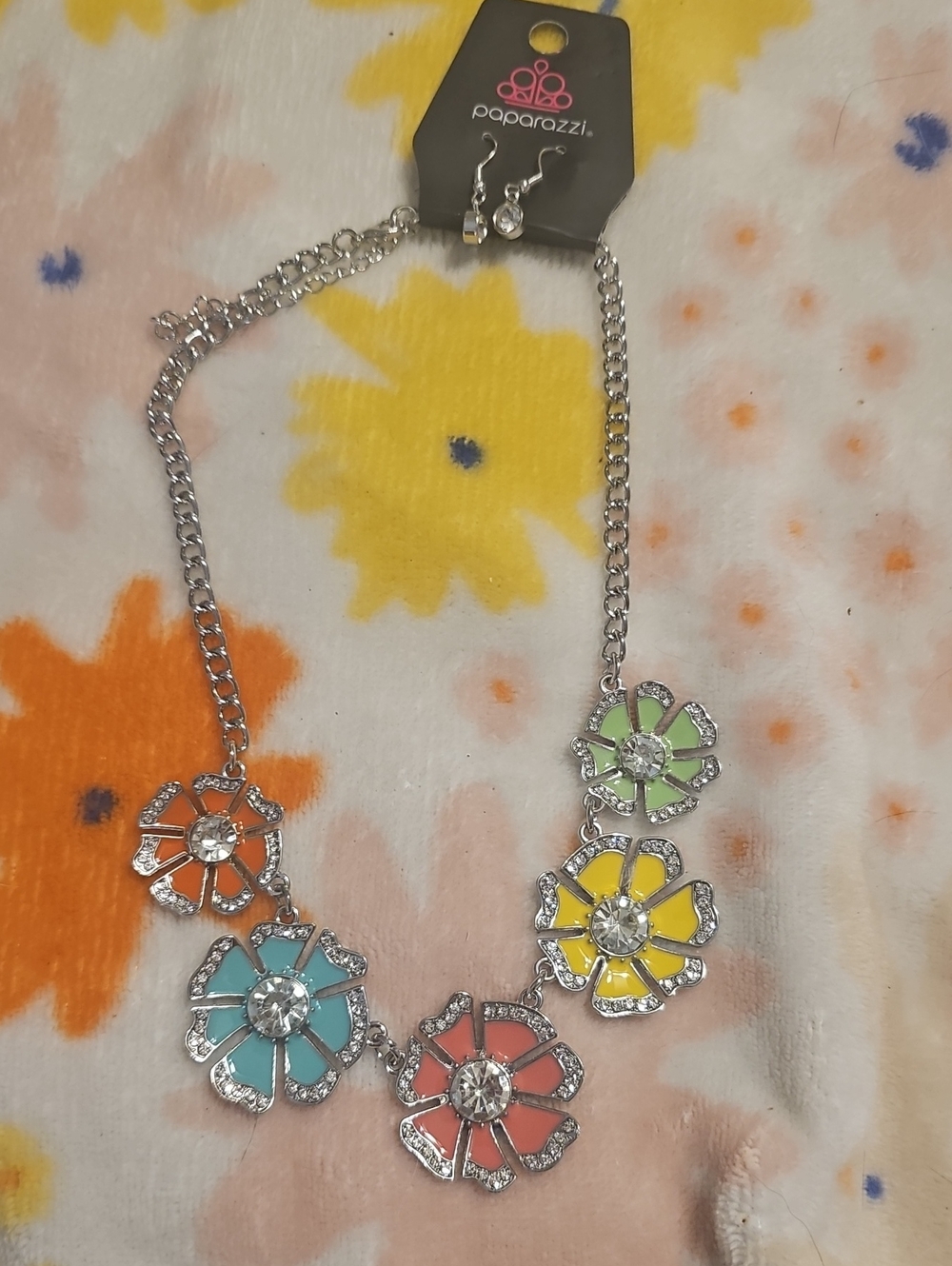 paparazzi Pastel Enamel Floral Link Necklace with Crystal Accents